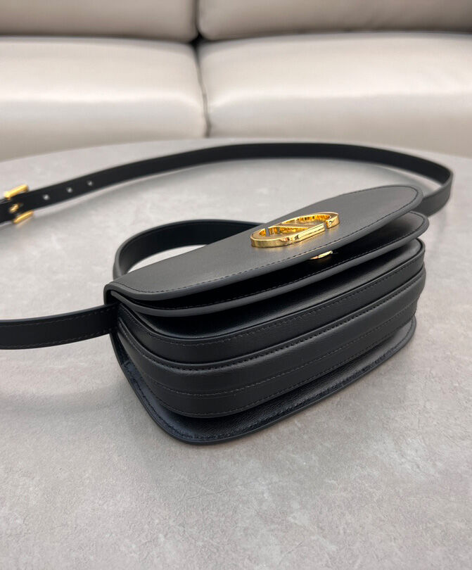 Christian Dior Small 30 Montaigne Avenue Top Handle Bag Black